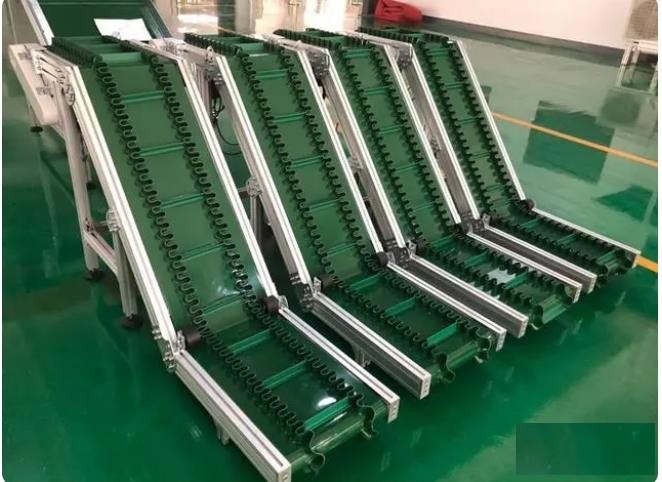 臨沂Z型裙邊皮帶輸送機(jī)